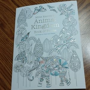 🌲 4 FOR $20. Animal Kingdom Book of Prints
